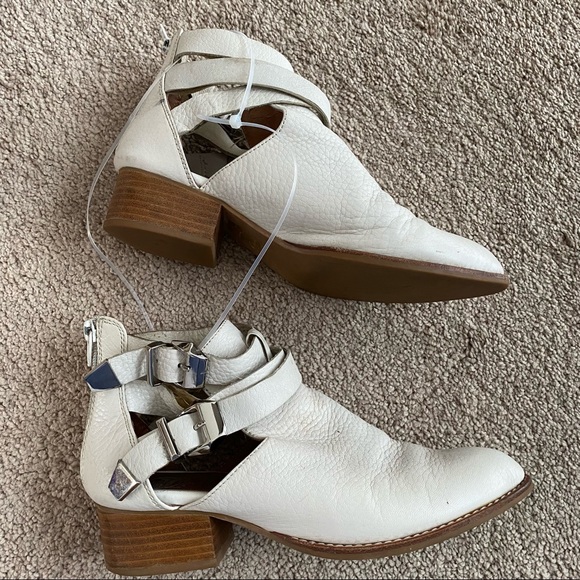 Jeffrey Campbell Everly Beige Bootie Size 7 - Picture 2 of 13